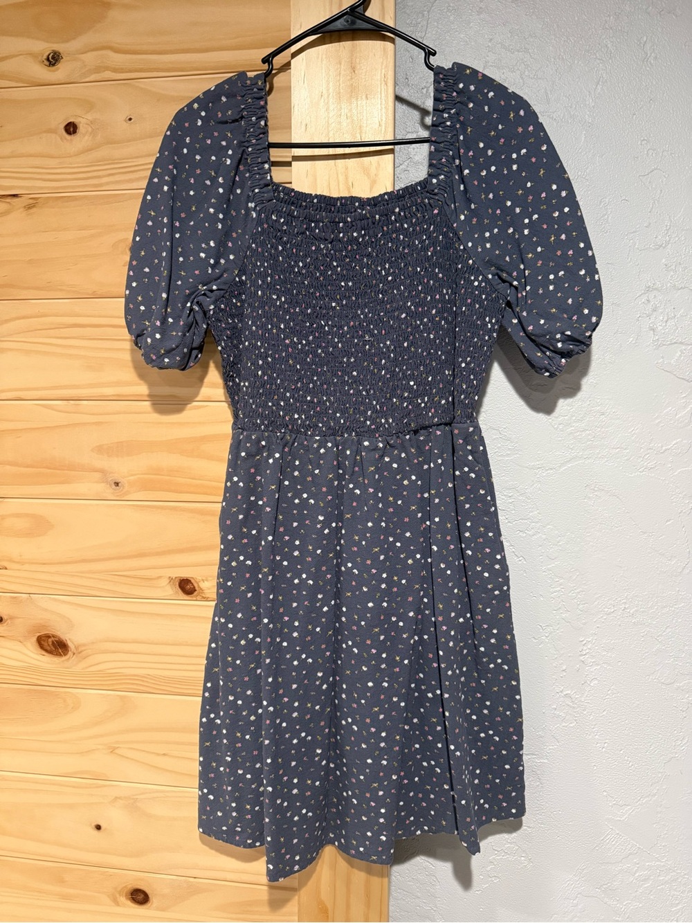 Universal Thread Navy Floral Smocked Puff-Sleeve Mini Dress